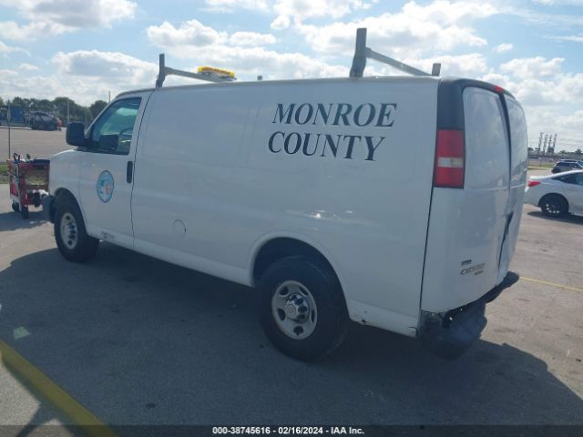 Photo 2 VIN: 1GCWGFCA6B1133890 - CHEVROLET EXPRESS 2500 