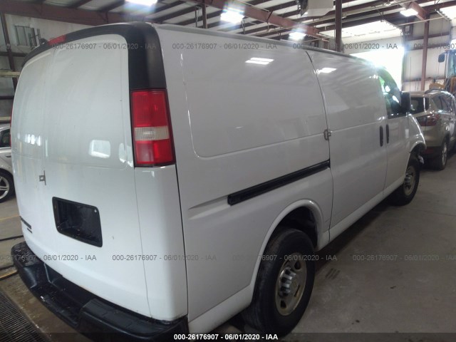 Photo 3 VIN: 1GCWGFCA6C1173677 - CHEVROLET EXPRESS CARGO VAN 