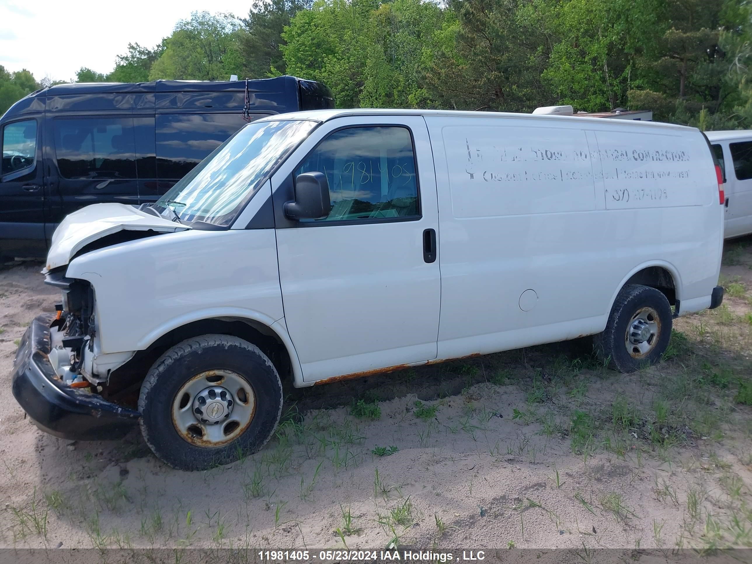 Photo 1 VIN: 1GCWGFCA7C1144415 - CHEVROLET EXPRESS 