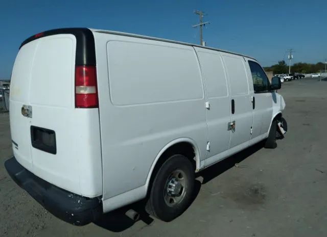 Photo 3 VIN: 1GCWGFCA7C1174675 - CHEVROLET EXPRESS CARGO VAN 