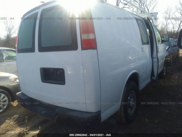 Photo 3 VIN: 1GCWGFCA7C1195252 - CHEVROLET EXPRESS CARGO VAN 