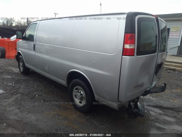 Photo 2 VIN: 1GCWGFCA7D1107883 - CHEVROLET EXPRESS CARGO VAN 