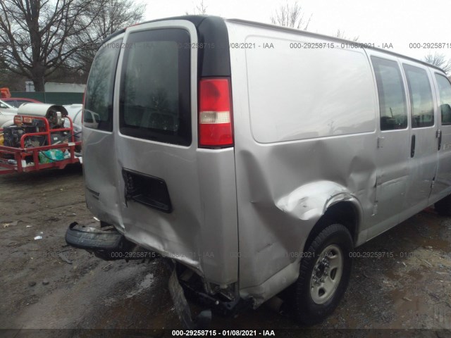 Photo 5 VIN: 1GCWGFCA7D1107883 - CHEVROLET EXPRESS CARGO VAN 