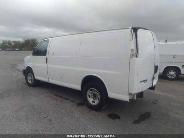 Photo 2 VIN: 1GCWGFCA8B1138878 - CHEVROLET EXPRESS CARGO VAN 