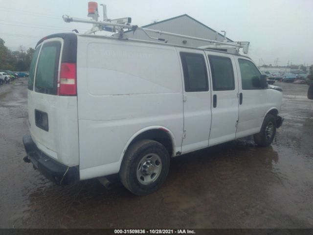 Photo 3 VIN: 1GCWGFCA8C1183224 - CHEVROLET EXPRESS CARGO VAN 