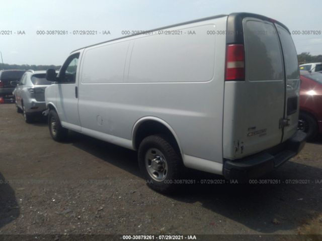 Photo 2 VIN: 1GCWGFCA9B1115383 - CHEVROLET EXPRESS CARGO VAN 