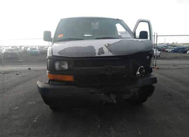 Photo 9 VIN: 1GCWGFCA9B1182050 - CHEVROLET EXPRESS CARGO VAN 