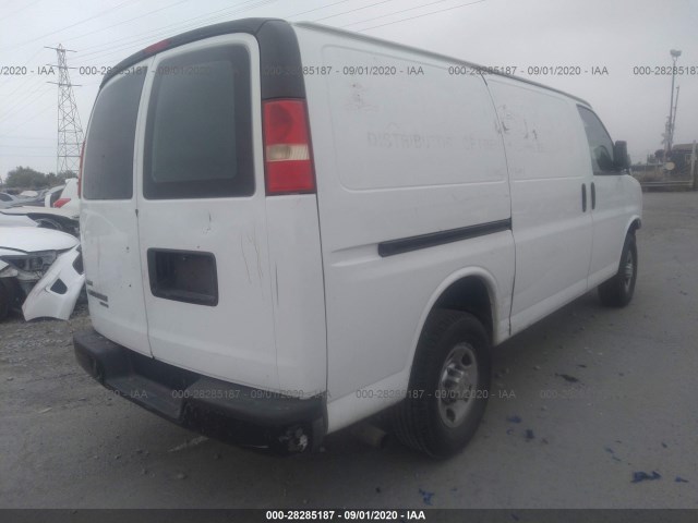 Photo 3 VIN: 1GCWGFCA9C1128149 - CHEVROLET EXPRESS CARGO VAN 