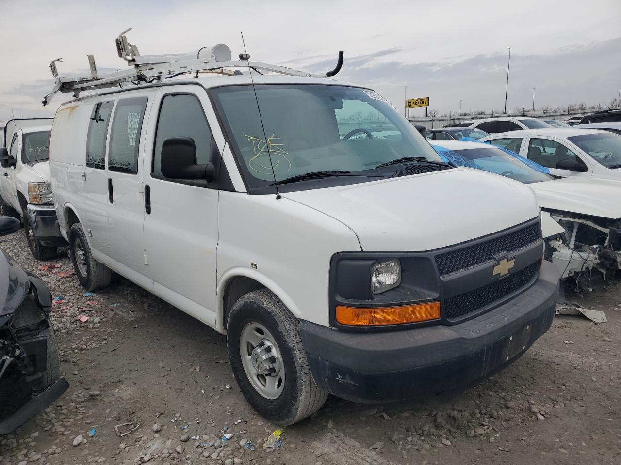 Photo 3 VIN: 1GCWGFCA9D1193116 - CHEVROLET EXPRESS 