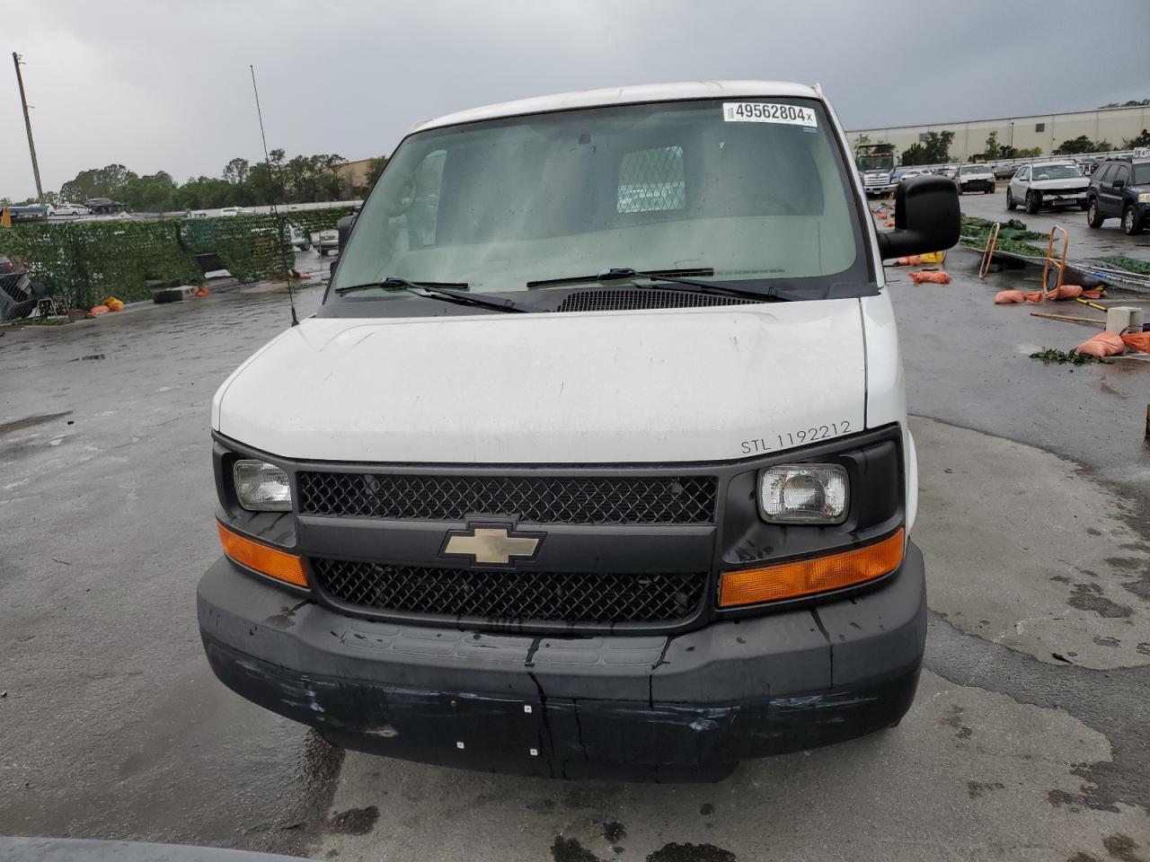 Photo 4 VIN: 1GCWGFCA9E1192212 - CHEVROLET EXPRESS 