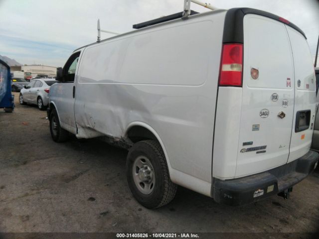 Photo 2 VIN: 1GCWGFCAXB1174684 - CHEVROLET EXPRESS CARGO VAN 