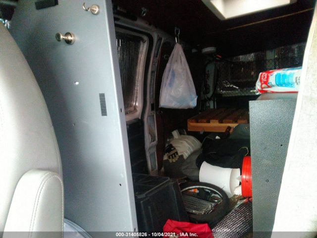 Photo 7 VIN: 1GCWGFCAXB1174684 - CHEVROLET EXPRESS CARGO VAN 