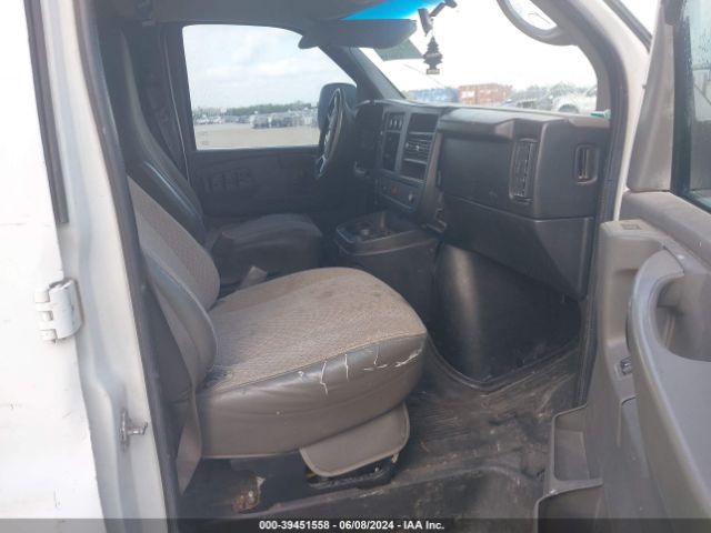 Photo 4 VIN: 1GCWGFCAXB1178878 - CHEVROLET EXPRESS 2500 