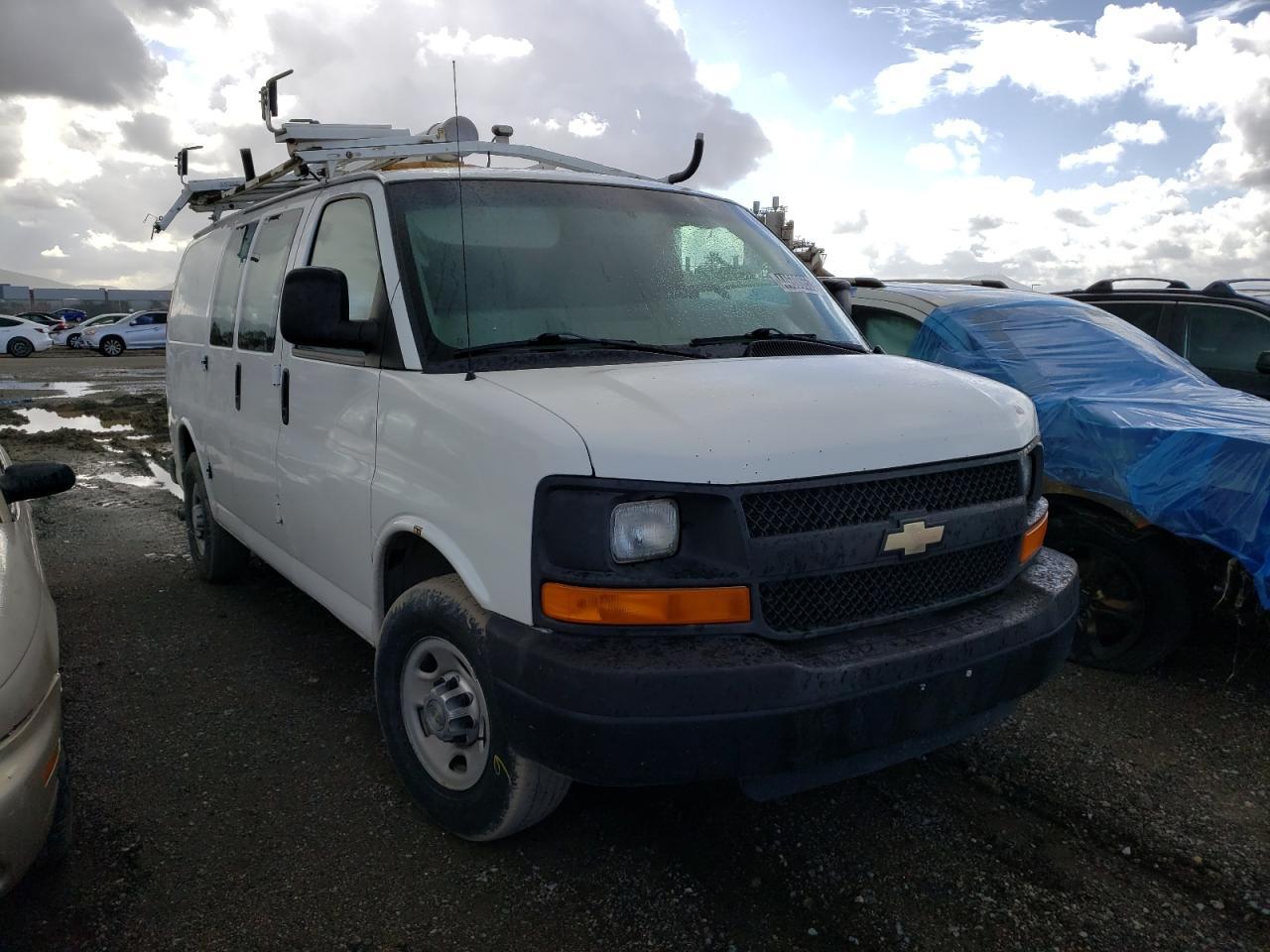 Photo 3 VIN: 1GCWGFCAXD1903429 - CHEVROLET EXPRESS 