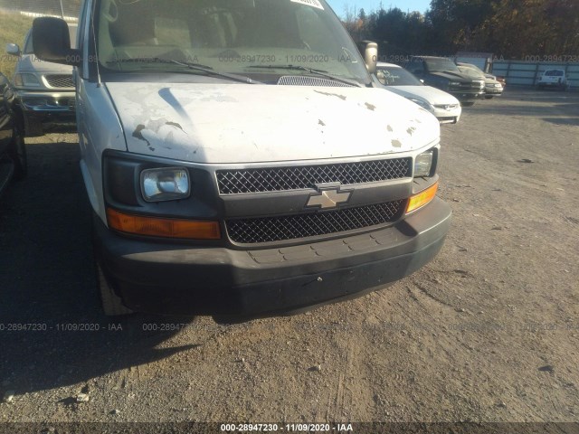 Photo 5 VIN: 1GCWGFCB1C1116859 - CHEVROLET EXPRESS CARGO VAN 