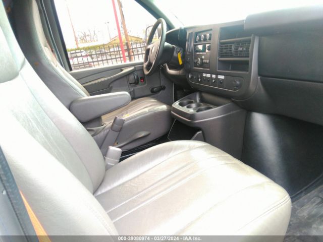 Photo 4 VIN: 1GCWGFCB2D1902302 - CHEVROLET EXPRESS 2500 