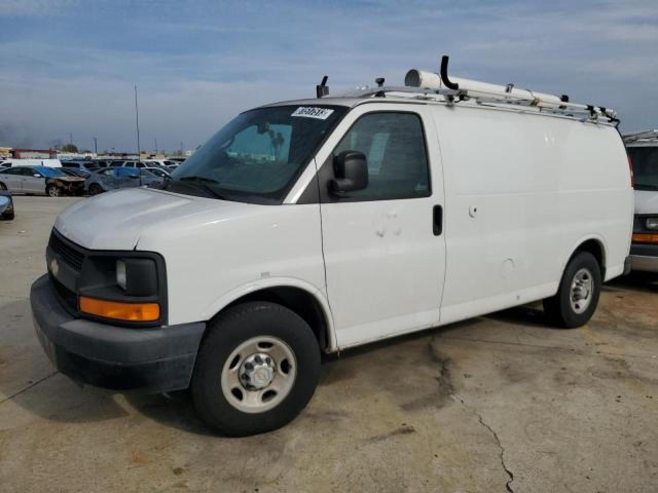 Photo 1 VIN: 1GCWGFCB2D1902316 - CHEVROLET EXPRESS 