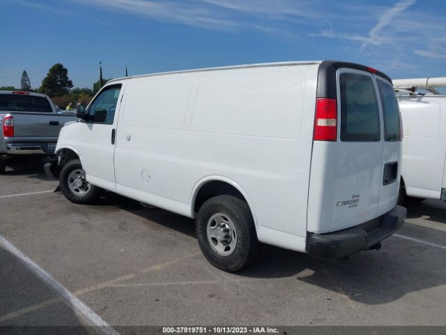 Photo 2 VIN: 1GCWGFCB3D1902227 - CHEVROLET EXPRESS 2500 