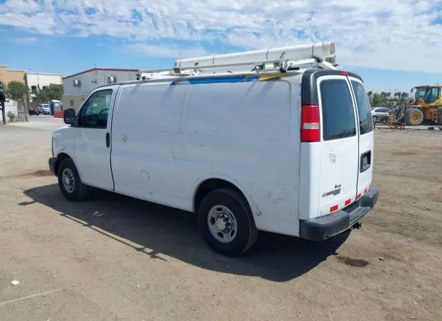 Photo 2 VIN: 1GCWGFCB7C1124044 - CHEVROLET EXPRESS CARGO VAN 