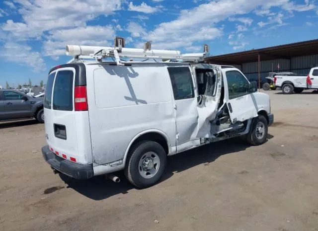 Photo 3 VIN: 1GCWGFCB7C1124044 - CHEVROLET EXPRESS CARGO VAN 