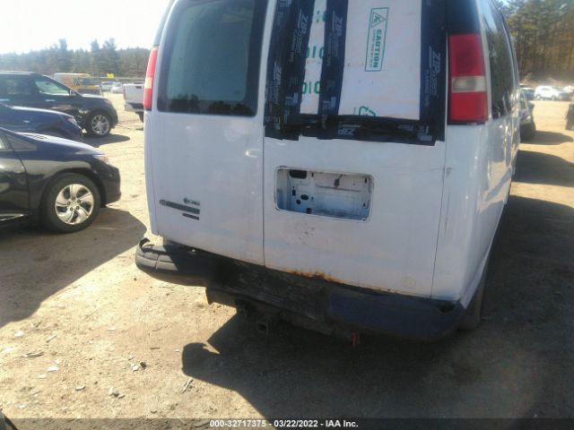 Photo 5 VIN: 1GCWGFCB8C1189274 - CHEVROLET EXPRESS CARGO VAN 