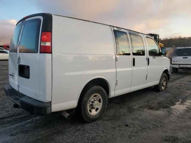 Photo 2 VIN: 1GCWGFCB9C1117578 - CHEVROLET EXPRESS G2 