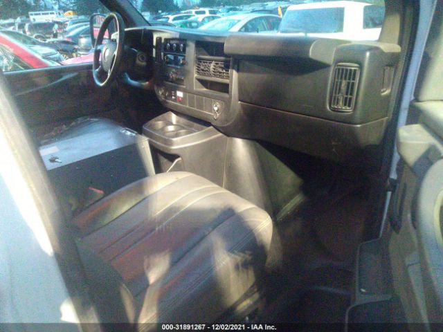 Photo 4 VIN: 1GCWGFCBXC1125625 - CHEVROLET EXPRESS CARGO VAN 