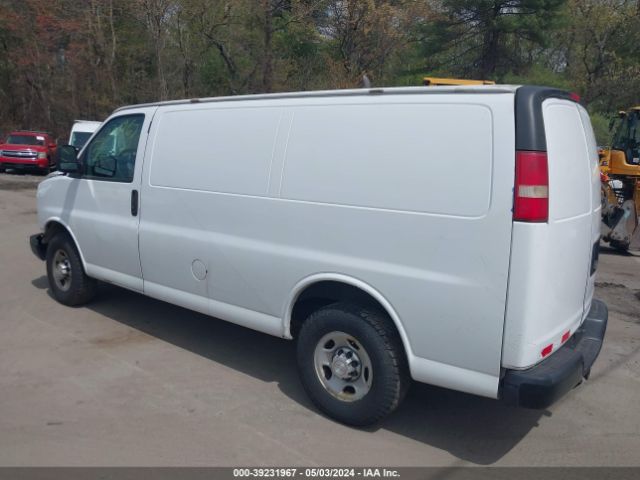 Photo 2 VIN: 1GCWGFCF0F1167258 - CHEVROLET EXPRESS 2500 