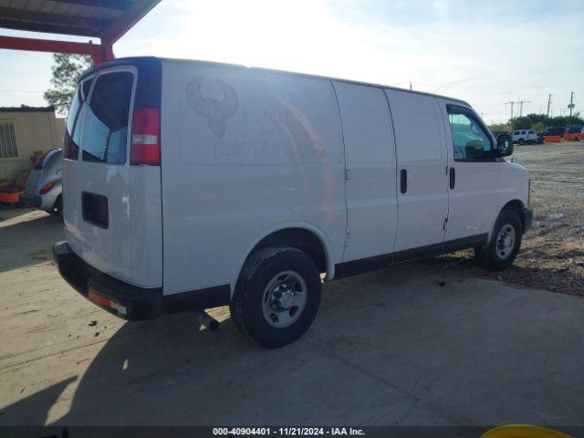 Photo 3 VIN: 1GCWGFCF0F1227801 - CHEVROLET EXPRESS 