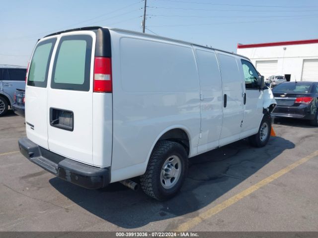 Photo 3 VIN: 1GCWGFCF0F1276285 - CHEVROLET EXPRESS 