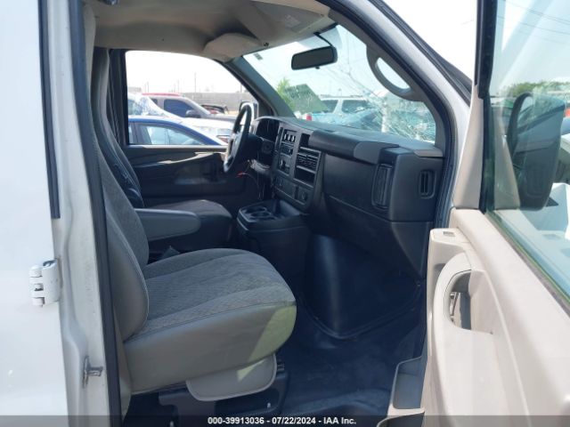 Photo 4 VIN: 1GCWGFCF0F1276285 - CHEVROLET EXPRESS 