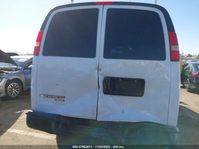 Photo 5 VIN: 1GCWGFCF2F1256071 - CHEVROLET EXPRESS CARGO VAN 