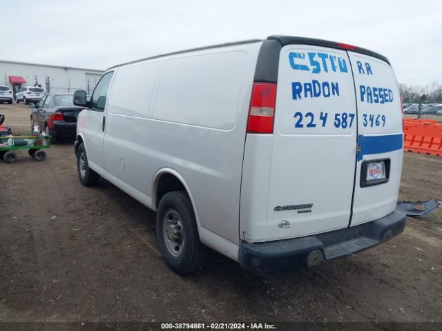 Photo 2 VIN: 1GCWGFCF4F1102297 - CHEVROLET EXPRESS 2500 