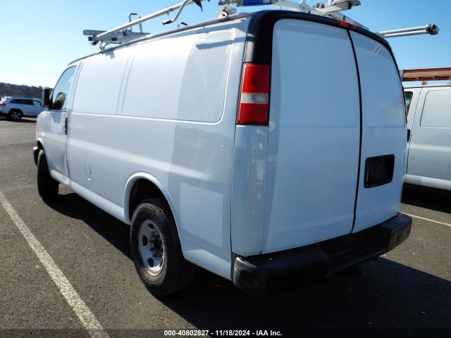 Photo 2 VIN: 1GCWGFCF6F1152182 - CHEVROLET EXPRESS 