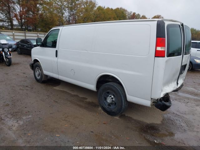 Photo 2 VIN: 1GCWGFCF6F1174067 - CHEVROLET EXPRESS 