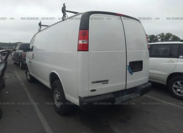 Photo 2 VIN: 1GCWGFCF6F1281569 - CHEVROLET EXPRESS CARGO VAN 