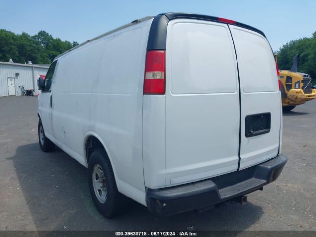 Photo 2 VIN: 1GCWGFCF7F1153910 - CHEVROLET EXPRESS 