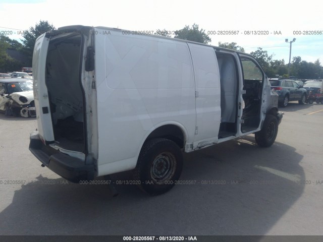 Photo 3 VIN: 1GCWGFCF7F1163272 - CHEVROLET EXPRESS CARGO VAN 