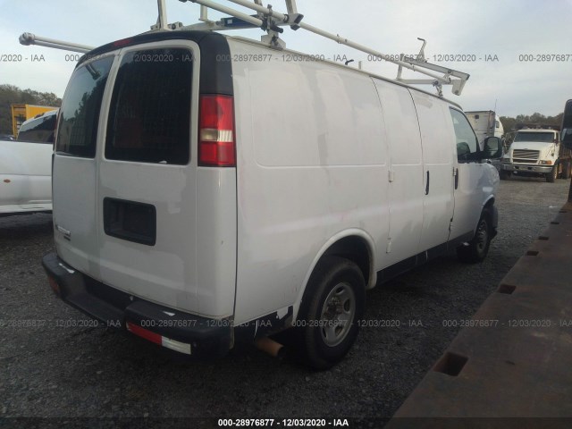 Photo 3 VIN: 1GCWGFCF8F1157819 - CHEVROLET EXPRESS CARGO VAN 