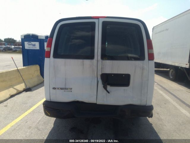 Photo 5 VIN: 1GCWGFCF9F1108306 - CHEVROLET EXPRESS CARGO VAN 