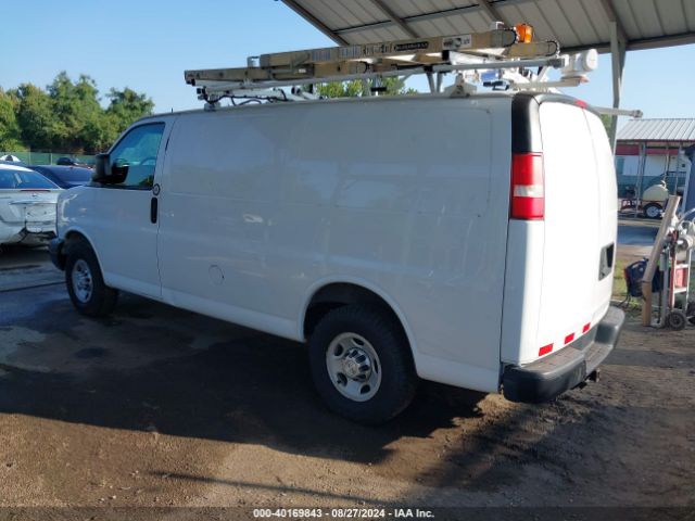 Photo 2 VIN: 1GCWGFCF9F1155500 - CHEVROLET EXPRESS 