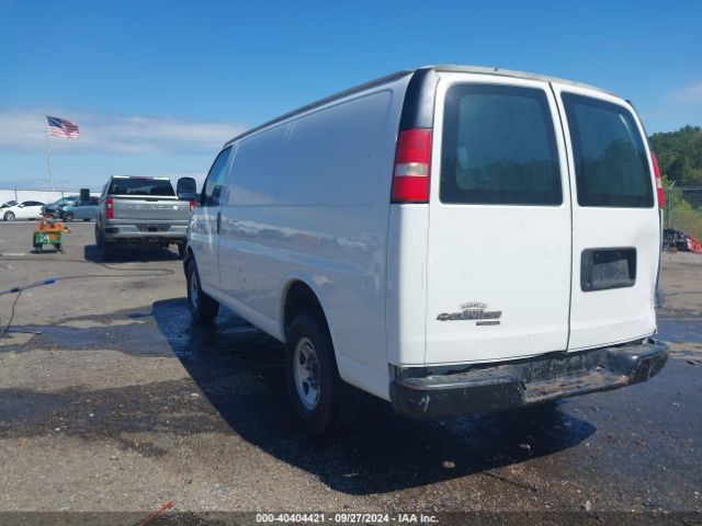 Photo 2 VIN: 1GCWGFCG6F1187488 - CHEVROLET EXPRESS 