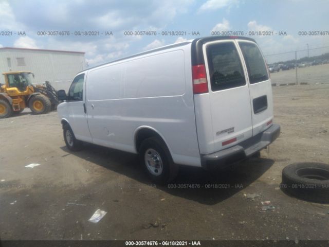 Photo 2 VIN: 1GCWGFCG7C1191738 - CHEVROLET EXPRESS CARGO VAN 