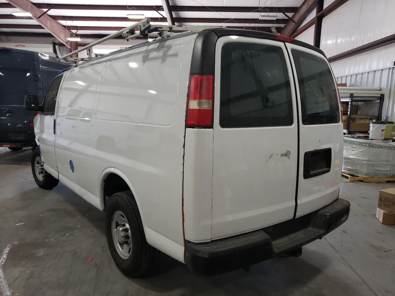 Photo 2 VIN: 1GCWGFFA4C1125087 - CHEVROLET EXPRESS 