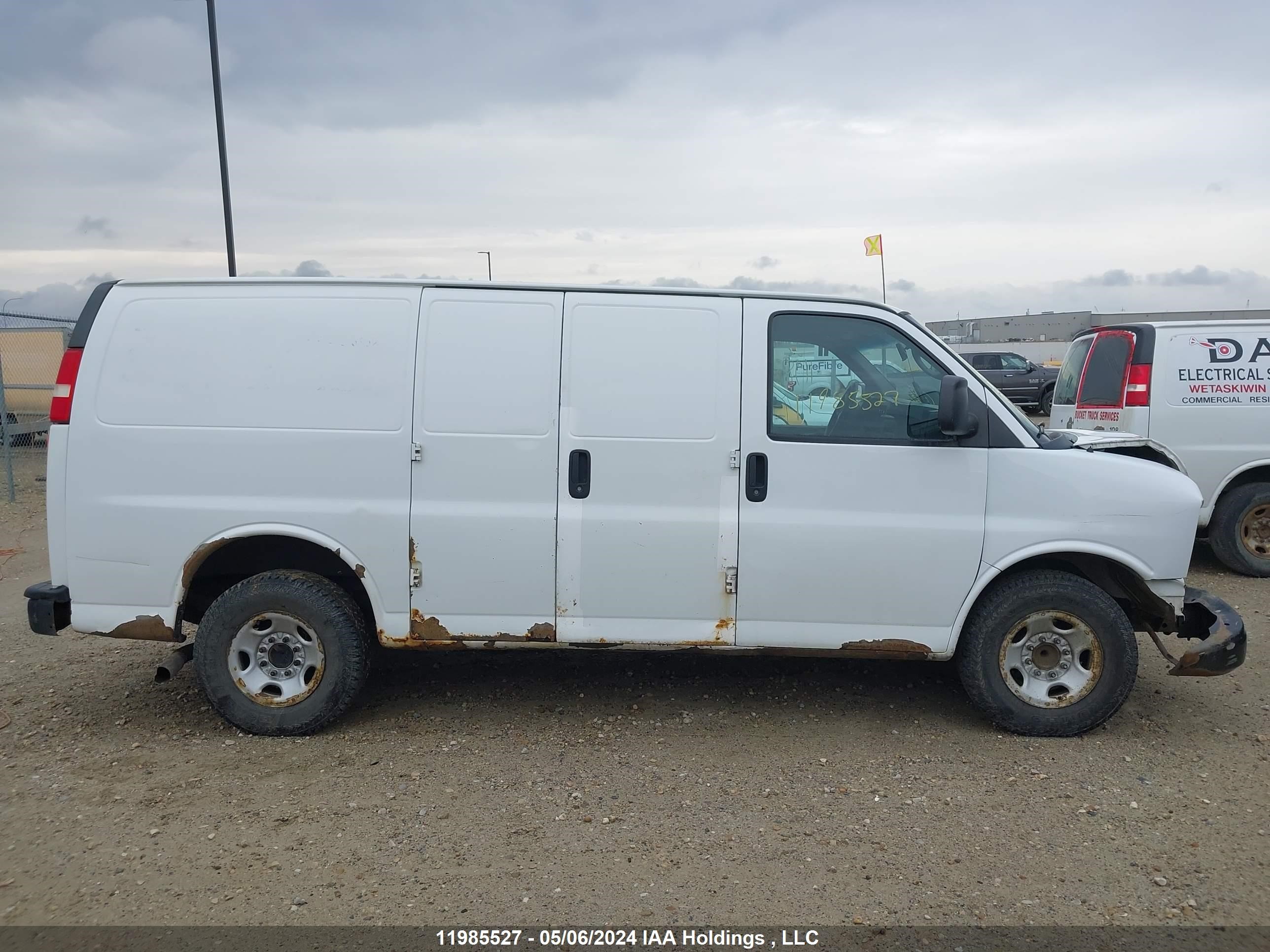 Photo 12 VIN: 1GCWGFFA5C1147955 - CHEVROLET EXPRESS 