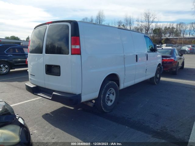 Photo 3 VIN: 1GCWGFFA7D1145870 - CHEVROLET EXPRESS 2500 