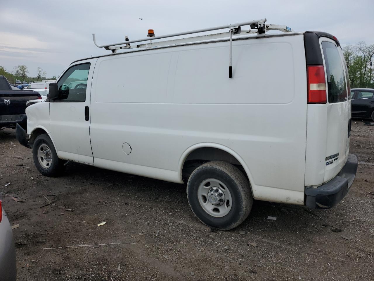 Photo 1 VIN: 1GCWGFFA7E1144347 - CHEVROLET EXPRESS 