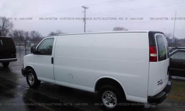 Photo 2 VIN: 1GCWGFFA9B1116531 - CHEVROLET EXPRESS 