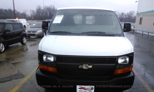 Photo 5 VIN: 1GCWGFFA9B1116531 - CHEVROLET EXPRESS 