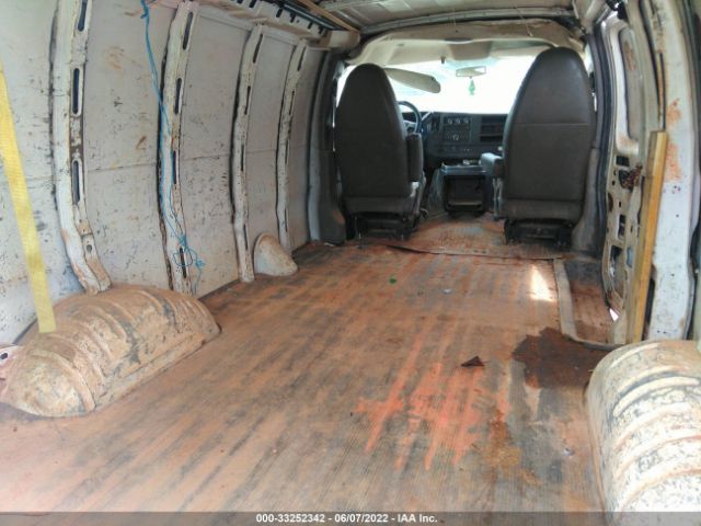 Photo 7 VIN: 1GCWGFFA9D1110246 - CHEVROLET EXPRESS CARGO VAN 